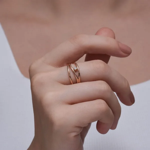 Denge pırlanta ve altın yüzük