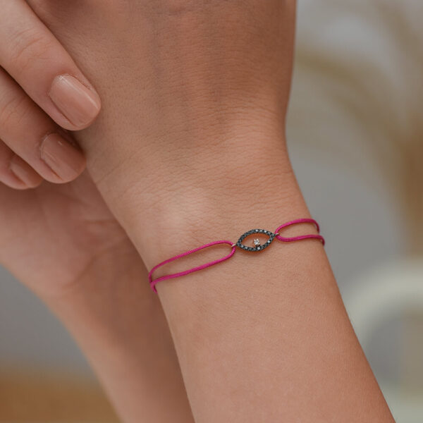 Göz Pırlanta & Siyah ve Altın İp Bileklik