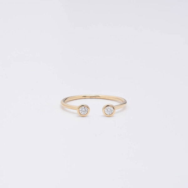 İki taş pırlanta ve altın yüzük