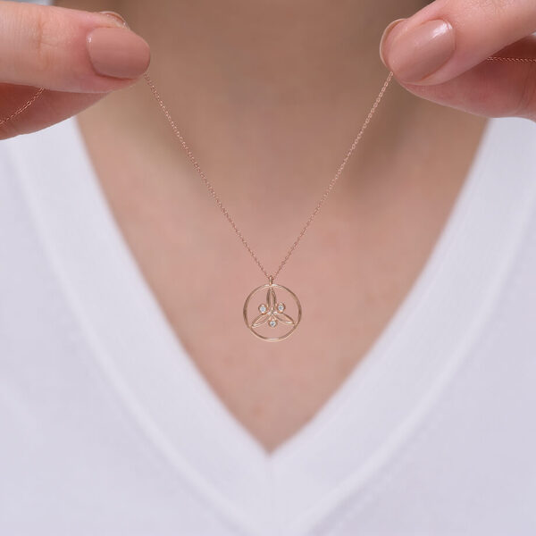 Kutup Yıldızı Pırlanta ve Altın Kolye