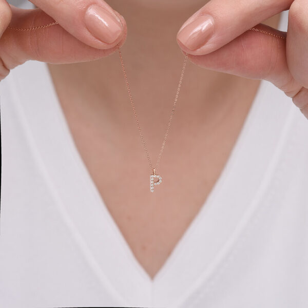 P harf pırlanta ve altın kolye