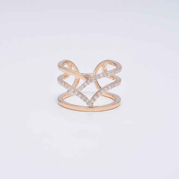 Tasarım pırlanta ve altın yüzük