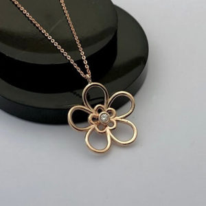 Papatya Pırlanta Kolye