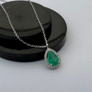 Damla Zümrüt ve Pırlanta Kolye