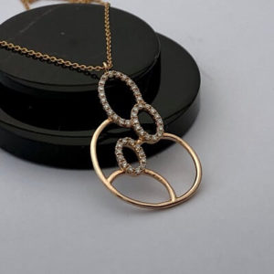 Mutlu Aile Pırlanta Kolye