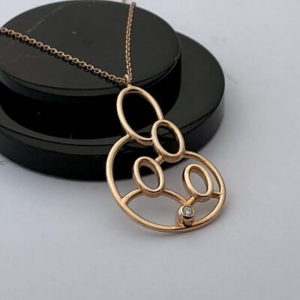 Mutlu Aile Pırlanta Kolye