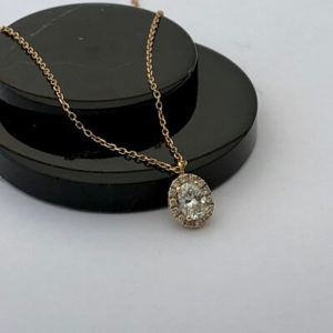 Oval Pırlanta Kolye