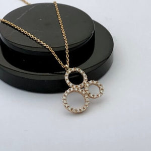 Üç Yuvarlak Pırlanta Kolye