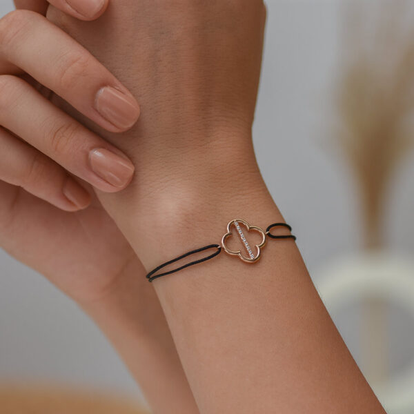 Yonca pırlanta ve altın ip bileklik