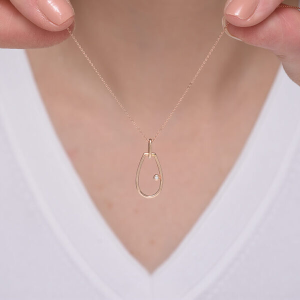 Tasarım pırlanta ve altın kolye