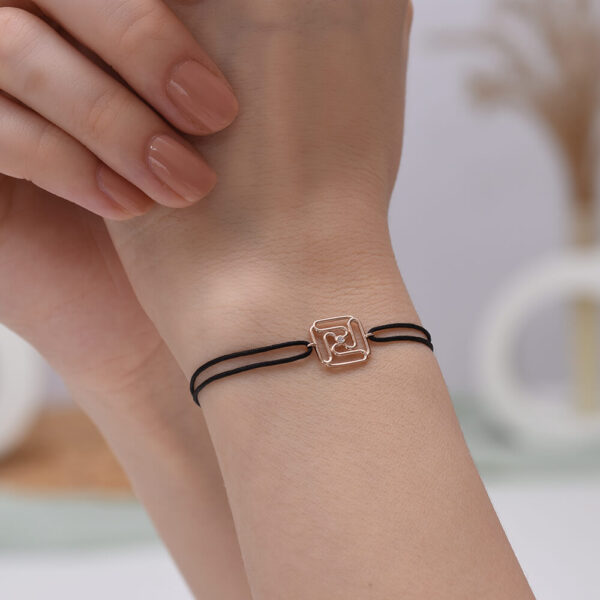 Çakra Pırlanta ve Altın İp Bileklik