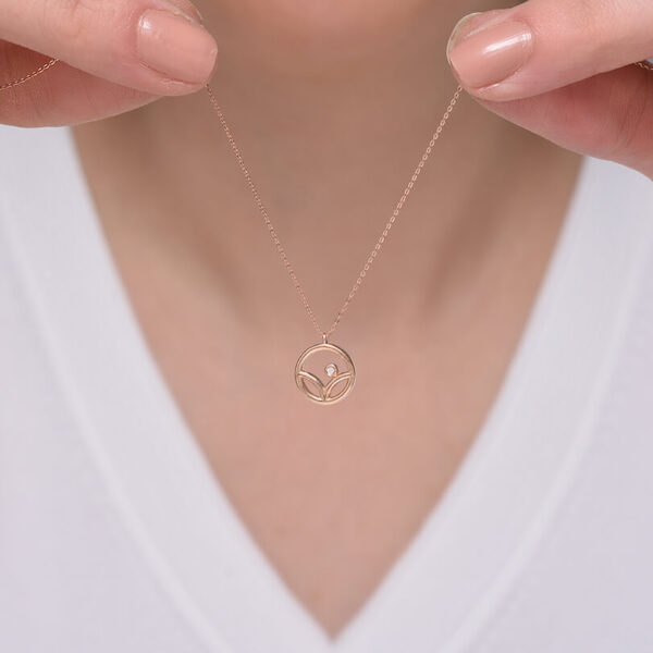 Lotus pırlanta ve altın kolye