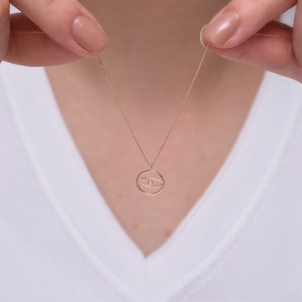 Göz pırlanta ve altın kolye