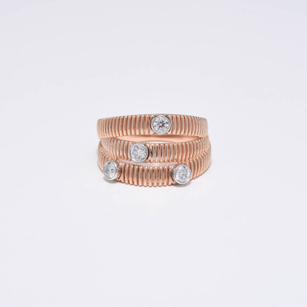 Tasarım pırlanta ve altın yüzük