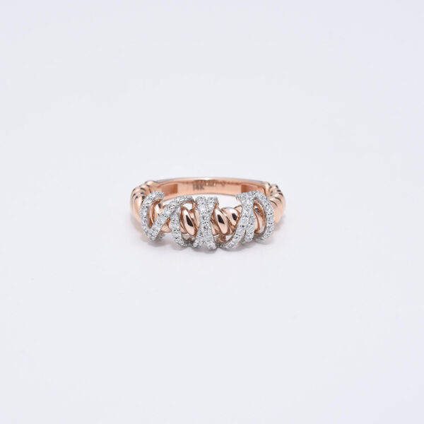 Tasarım pırlanta ve altın yüzük