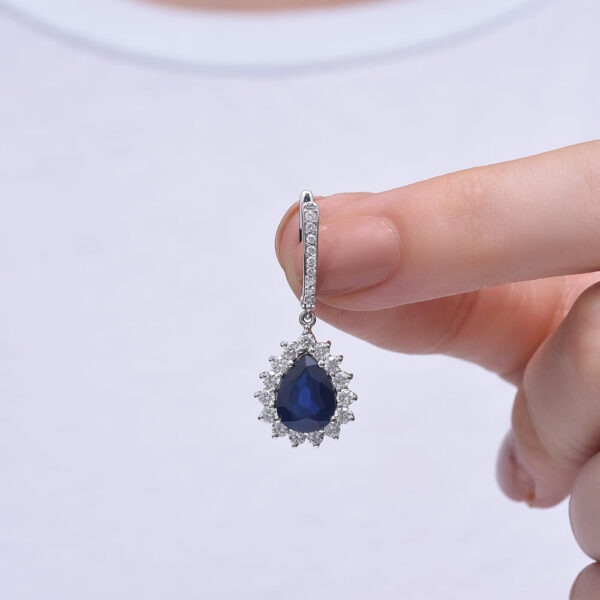 Prlanta & Damla Safir ve altın küpe