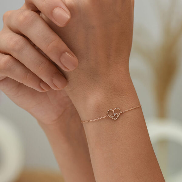 Kalp pırlanta ve altın bileklik