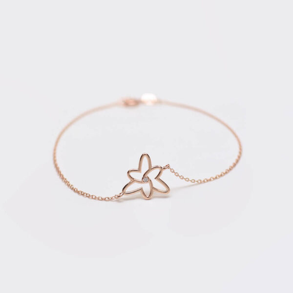 Kalp pırlanta ve altın bileklik