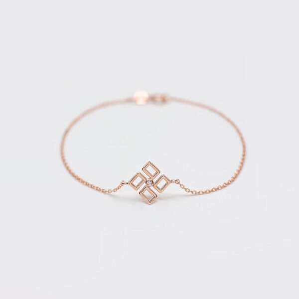 Kare pırlanta ve altın bileklik