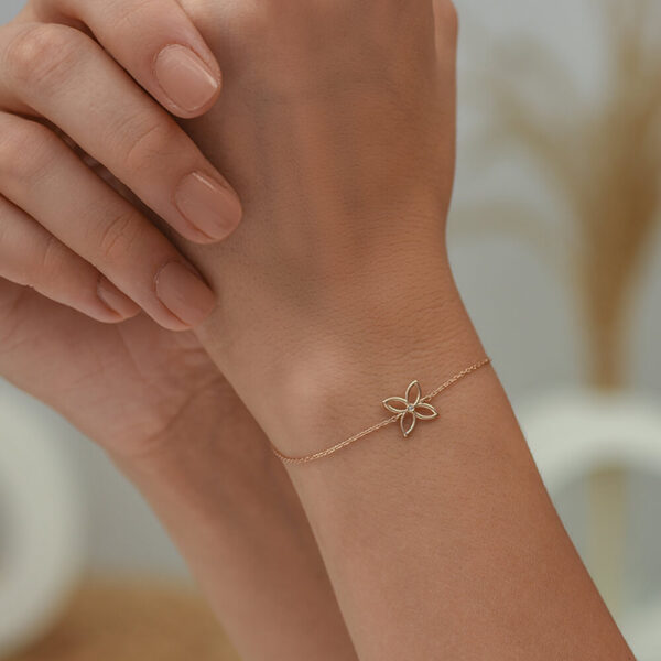 Lotus pırlanta ve altın bileklik