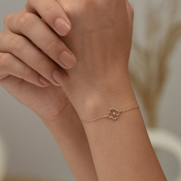 Yonca pırlanta ve altın bileklik