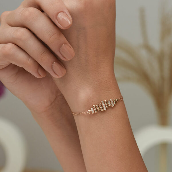 Çubuk pırlanta ve altın bileklik