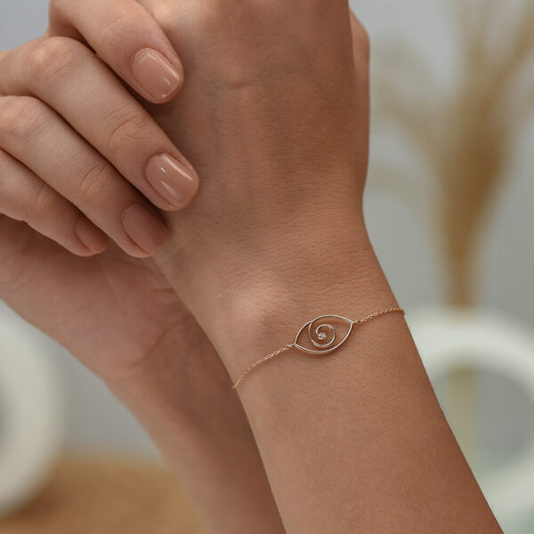 Göz pırlanta ve altın bileklik