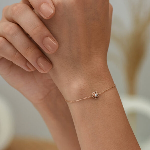 Papatya pırlanta ve altın bileklik