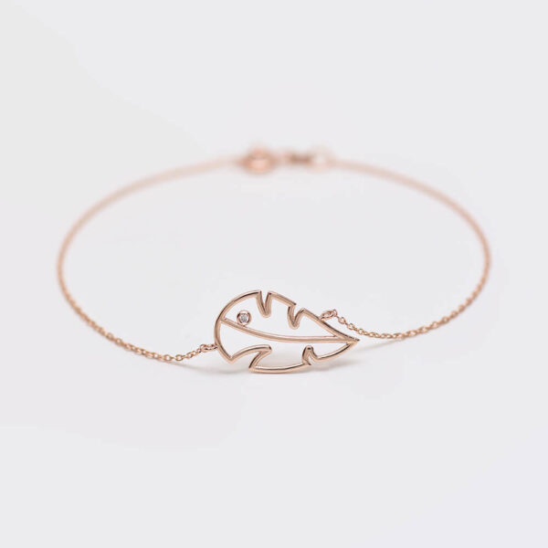 Yaprak pırlanta ve altın bileklik