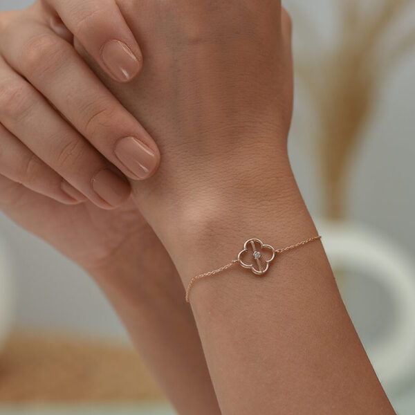 Yonca pırlanta ve altın bileklik