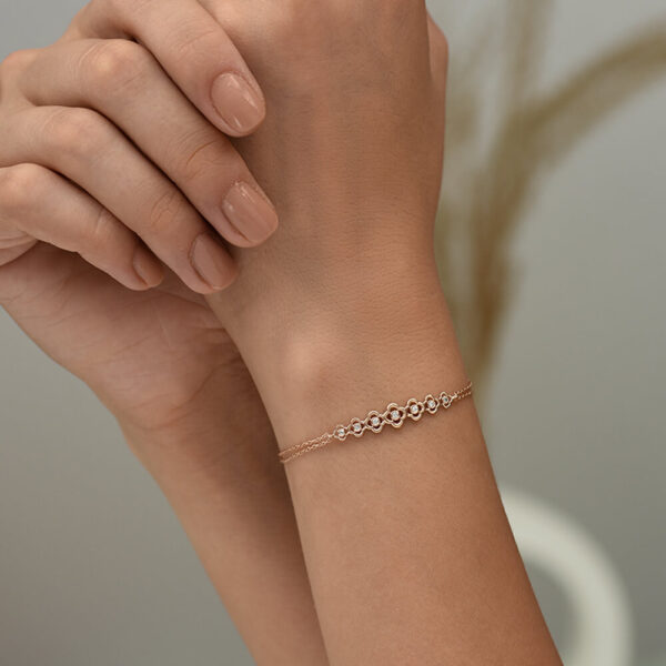 Yonca pırlanta ve altın bileklik