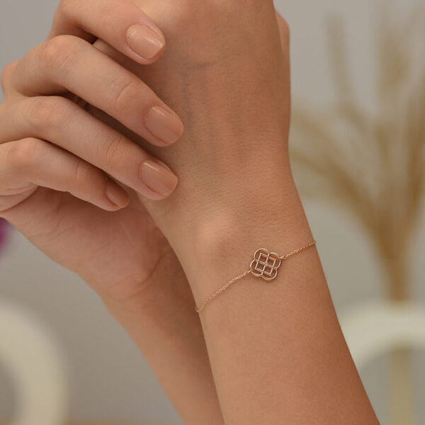 Yonca pırlanta ve altın bileklik