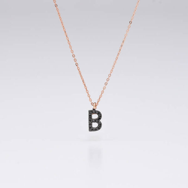 B harf siyah pırlanta ve altın kolye